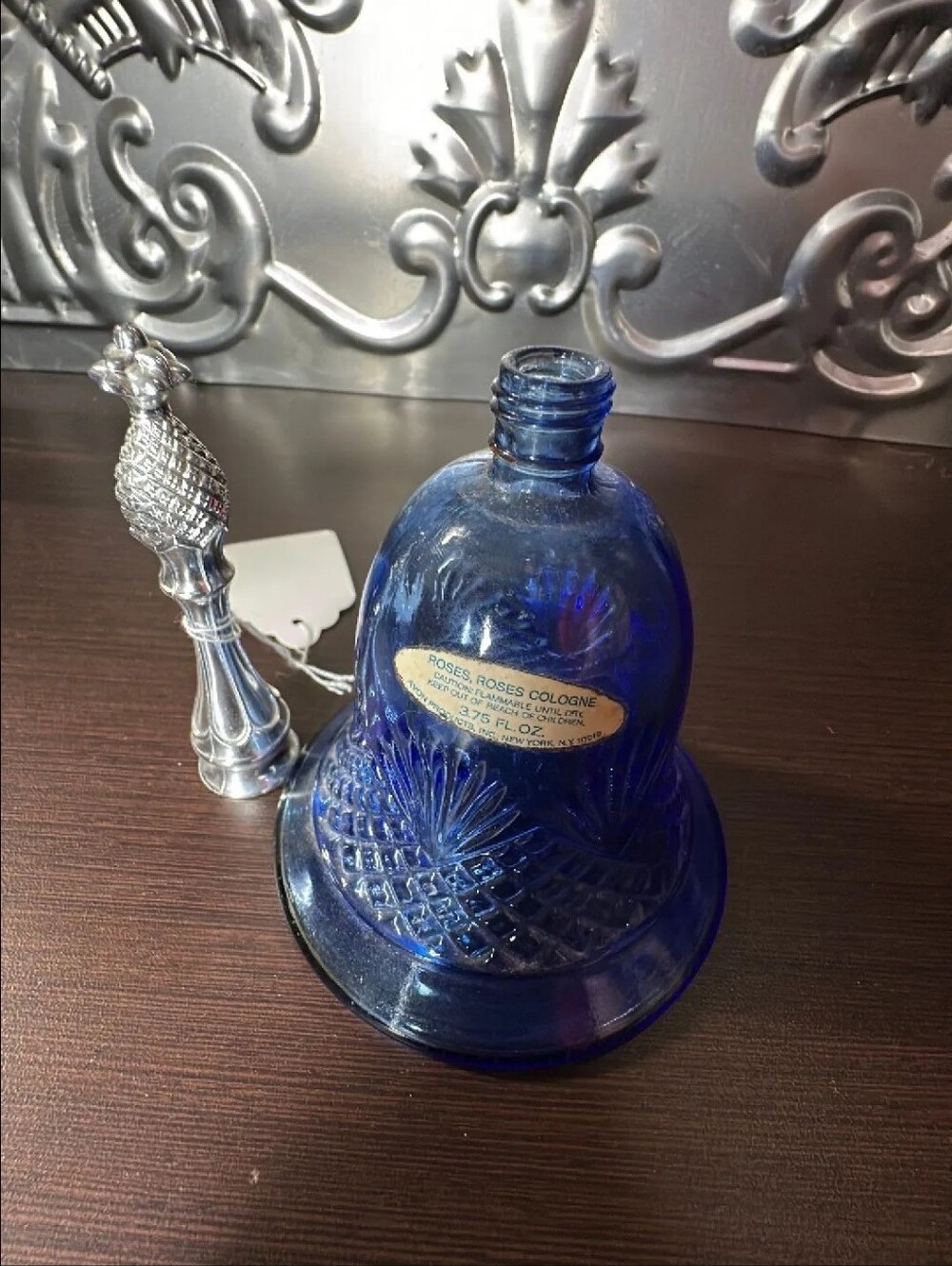 Vintage Avon Blue Bell Perfume Bottle - Picture 3 of 4